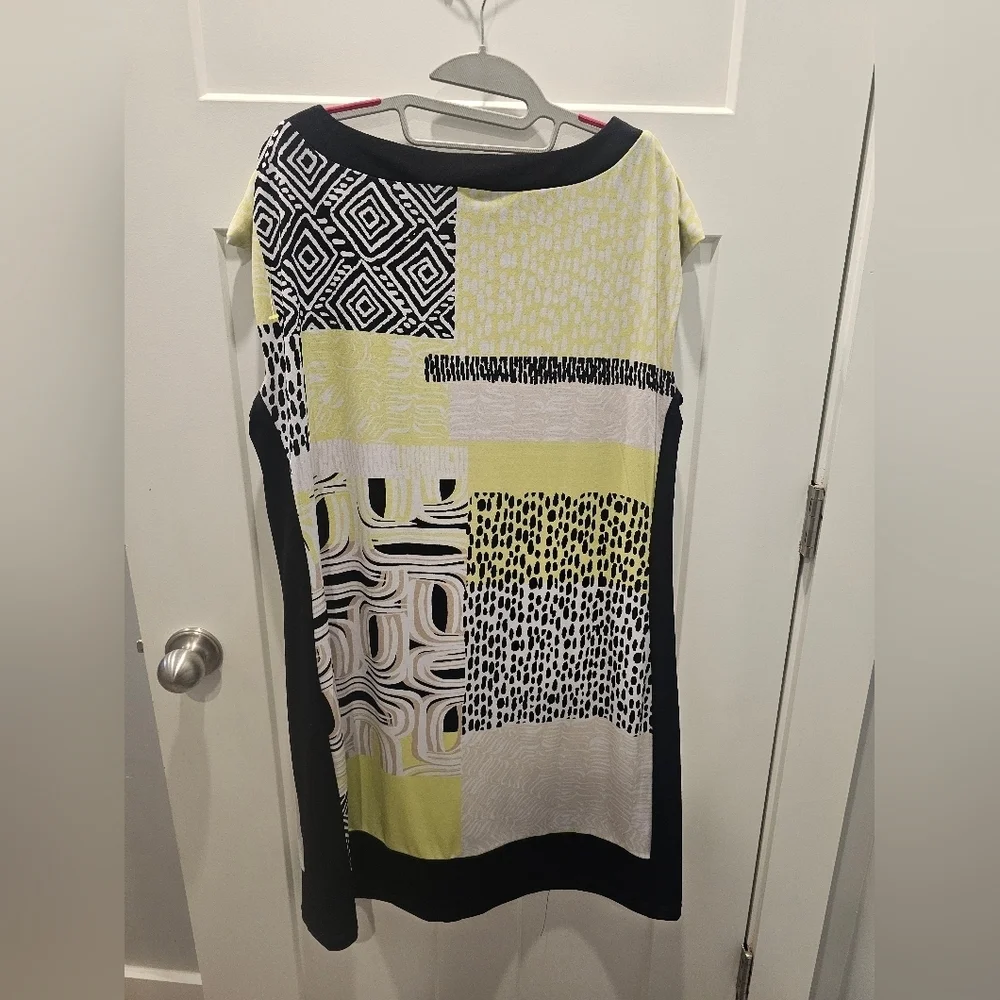 Chico’s Women’s 3 (22/24) Sleeveless Shift Dress Abstract Geometric Print Black